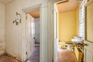 Photo 6- click for photo gallery